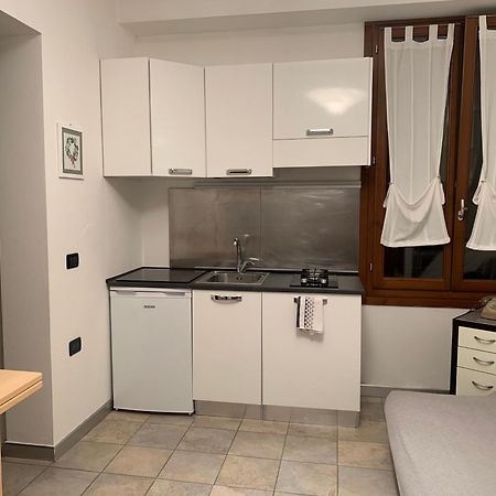 Appartement Casa Manuela Non Turisti Ma Ospiti à Chioggia Extérieur photo